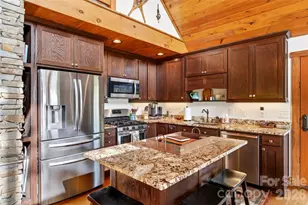 965 Grandview Peaks Dr, Nebo, NC 28761 - Photo 10