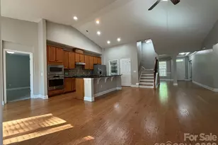 10313 Woodview Cir, Charlotte, NC 28277 - Photo 8