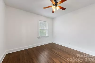 5711 Oak Drive, Charlotte, NC 28216 - Photo 18