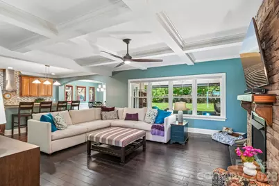 2032 Eaton Road, Charlotte, NC 28205 - Photo 4