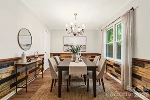 8100 Barncliff Rd, Charlotte, NC 28227 - Photo 2