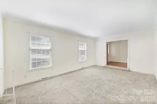 6800 Lancer Dr, Charlotte, NC 28226 - Photo 8