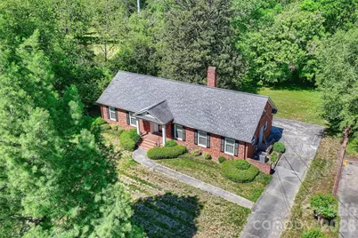 6800 Lancer Drive, Charlotte, NC 28226 - Photo 2