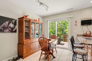 747 Rock Lake Glen, Fort Mill, SC 29715 - Photo 8