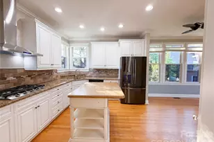 142 Canterbury Crossing, Fort Mill, SC 29708 - Photo 2
