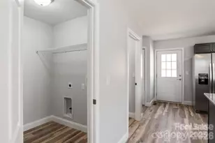 275 Quinn Hill Ln, Mars Hill, NC 28754 - Photo 4