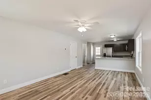 275 Quinn Hill Ln, Mars Hill, NC 28754 - Photo 2