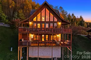 121 Scenic Wolf Dr, Mars Hill, NC 28754 - Photo 2