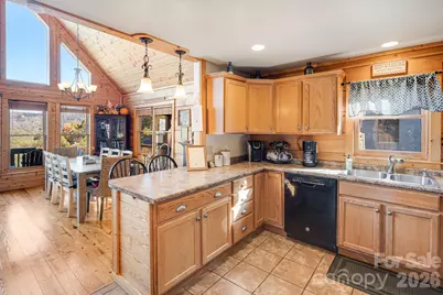 121 Scenic Wolf Drive, Mars Hill, NC 28754 - Photo 10