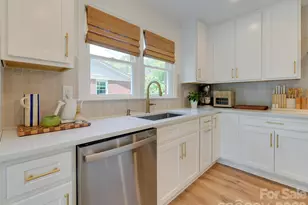 3228 Wicklow Pl, Charlotte, NC 28205 - Photo 18
