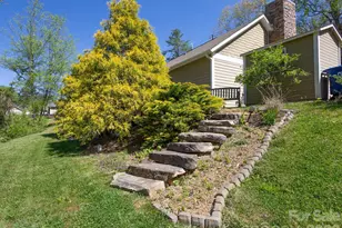 128 Lower Grassy Branch Rd, Asheville, NC 28805 - Photo 22