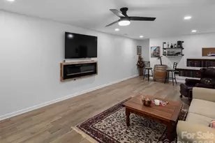 304 Wood Dale Dr, Hendersonville, NC 28791 - Photo 32