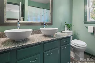 304 Wood Dale Dr, Hendersonville, NC 28791 - Photo 24