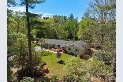304 Wood Dale Drive, Hendersonville, NC 28791 - Photo 6