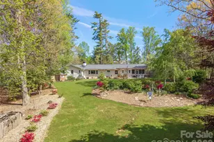 304 Wood Dale Dr, Hendersonville, NC 28791 - Photo 48