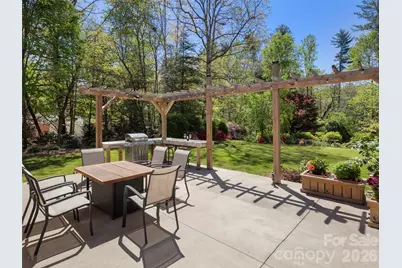 304 Wood Dale Drive, Hendersonville, NC 28791 - Photo 42
