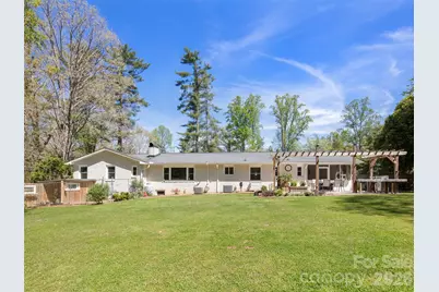 304 Wood Dale Drive, Hendersonville, NC 28791 - Photo 38