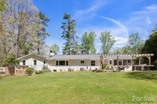 304 Wood Dale Dr, Hendersonville, NC 28791 - Photo 38