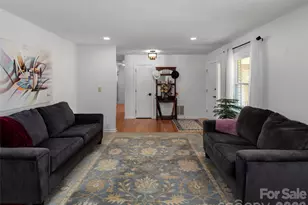 304 Wood Dale Dr, Hendersonville, NC 28791 - Photo 10