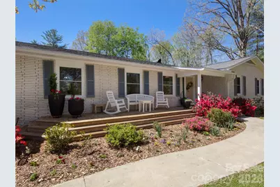 304 Wood Dale Drive, Hendersonville, NC 28791 - Photo 4