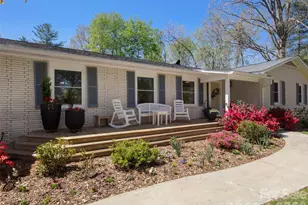 304 Wood Dale Dr, Hendersonville, NC 28791 - Photo 4