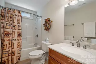 1033 Presidential Dr, Waynesville, NC 28786 - Photo 32