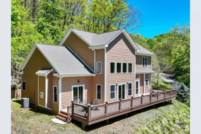 1033 Presidential Drive, Waynesville, NC 28786 - Photo 1
