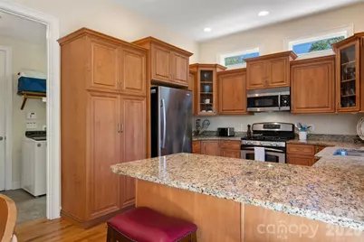 1033 Presidential Drive, Waynesville, NC 28786 - Photo 12