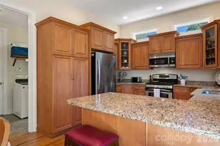 1033 Presidential Dr, Waynesville, NC 28786 - Photo 12