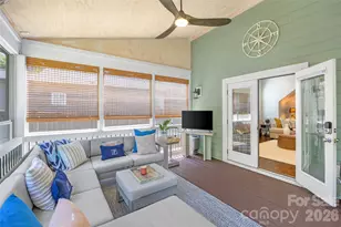 1421 Downs Ave, Charlotte, NC 28205 - Photo 24