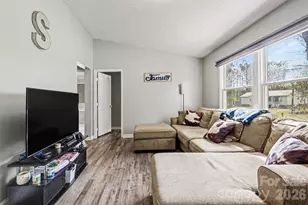 114 State St, Lincolnton, NC 28092 - Photo 6