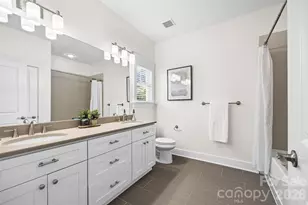 2562 Roseview Ln, Charlotte, NC 28205 - Photo 18