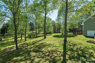 37 Crimson Ln, Hendersonville, NC 28792 - Photo 28