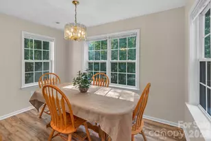 8814 Oldenburg Dr, Mount Pleasant, NC 28124 - Photo 4