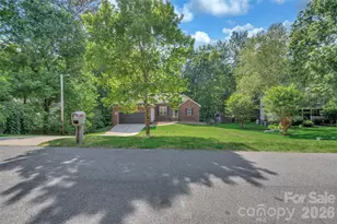 8814 Oldenburg Dr, Mount Pleasant, NC 28124 - Photo 38