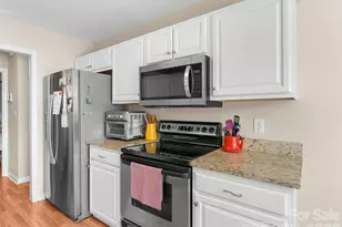 171 Rolling Meadow Rd, Fletcher, NC 28732 - Photo 6