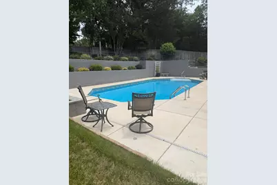 4013 Bridgewood Lane, Charlotte, NC 28226 - Photo 2