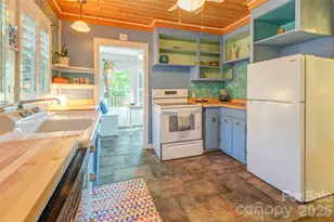 124 Evelyn Pl, Asheville, NC 28801 - Photo 12