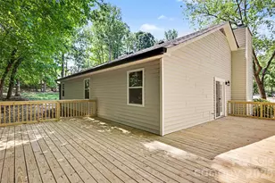 5801 Rocky Mt Ct, Charlotte, NC 28214 - Photo 20