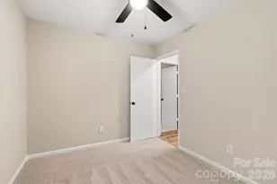 5801 Rocky Mt Ct, Charlotte, NC 28214 - Photo 12