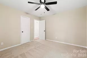 5801 Rocky Mt Ct, Charlotte, NC 28214 - Photo 10