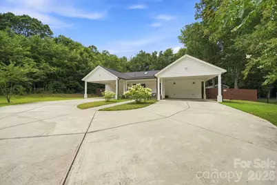 4515 Lindsay Lane, Matthews, NC 28105 - Photo 18