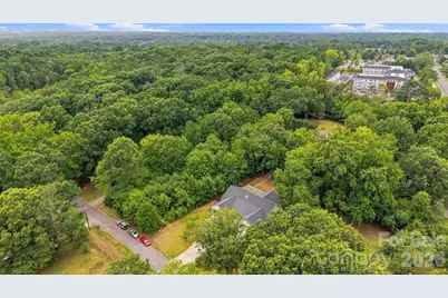 4515 Lindsay Lane, Matthews, NC 28105 - Photo 10