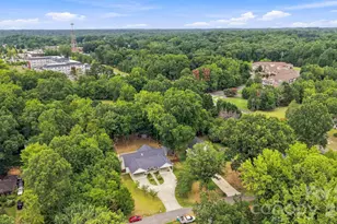 4515 Lindsay Ln, Matthews, NC 28105 - Photo 8