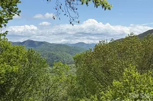 208 Buckeye Rd, Maggie Valley, NC 28751 - Photo 2