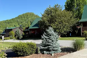 589 Panoramic Loop, Maggie Valley, NC 28751 - Photo 20