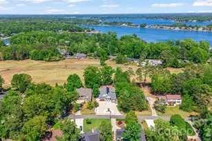 2917 Lake Shore Rd S, Denver, NC 28037 - Photo 2