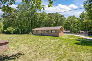 4000 Mt Pleasant Rd, Sherrills Ford, NC 28673 - Photo 4