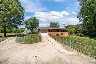 4000 Mt Pleasant Rd, Sherrills Ford, NC 28673 - Photo 28