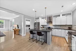 1413 Lomax Ave, Charlotte, NC 28211 - Photo 10